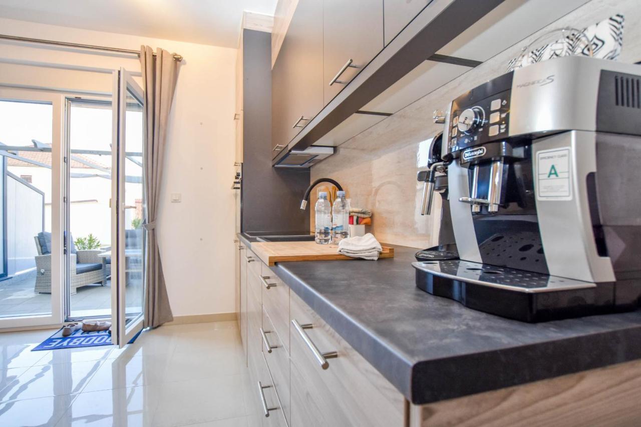 Apartment Martin Biograd Na Moru Exterior foto