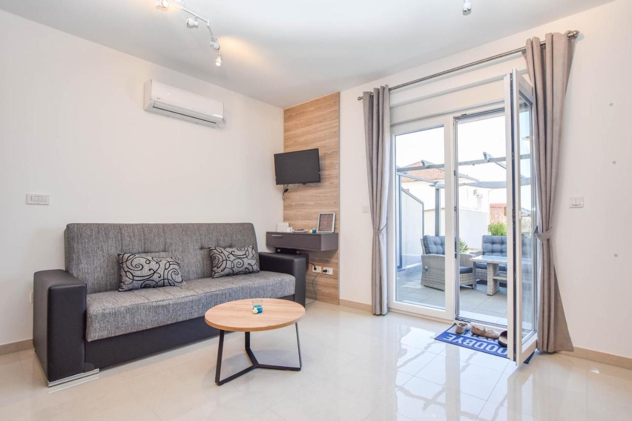 Apartment Martin Biograd Na Moru Exterior foto